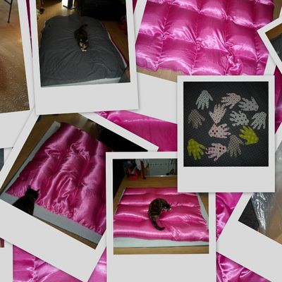 Coussin de jeux pour un poucinette.... vive le rembourage en billes il y en a partout...