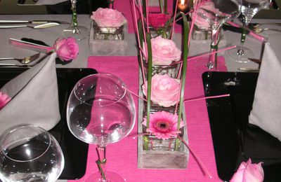 Table rose et noir