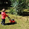 c'est l'anniversaire du jardinier ...