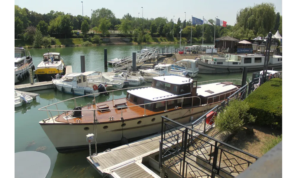 VU DU PONT CHARLES TRENET