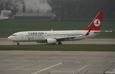 TURKISH AIRLINES / B737-800W / TC-JFE /18-11-12 / Photo: Luengo Germinal.