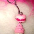 porte clef cupcake rose et macaron