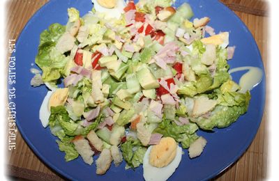 Salade avocat , concombre , jambon