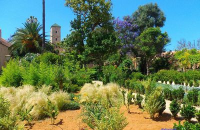 Carnet de voyage au Maroc "Le Jardin Andalou, les portes dans la Casbah des Oudaïas à Rabat "