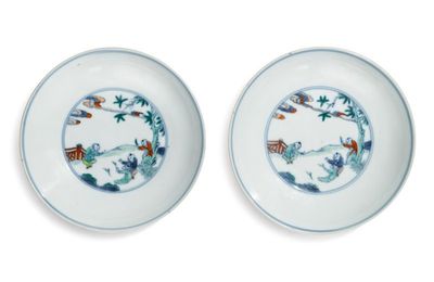 A pair of doucai 'boys' dishes, Qing dynasty, 18th century
