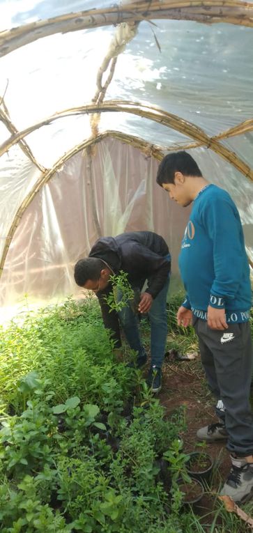 Jardinage au temps d'accueil de ce jeudi après-midi 25 avril à Ourika Tadamoune