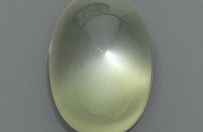 The "100 Carats Club". Large and Impressive Gem Moonstone -"A Member of the 100 Carats Club", India