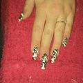 BLACK AND WHITE AND GREY RETRO INSPIRER DE LOVE4NAILS