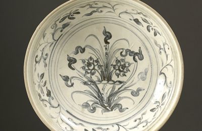 Plat, Vietnam, dynastie des Lê, 16° siècle