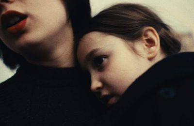 Festival de l'écran à l'écrit - DITES-LUI QUE JE L’AIME  : Romane Bohringer : l'autofiction lui va bien Autain