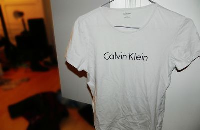 ☼ ☼ ☼ ☼ ☼ ☼ ☼ ☼ ☼ ☼ T-Shirt Calvin Klein ☼ ☼ ☼ ☼ ☼ ☼ ☼ 