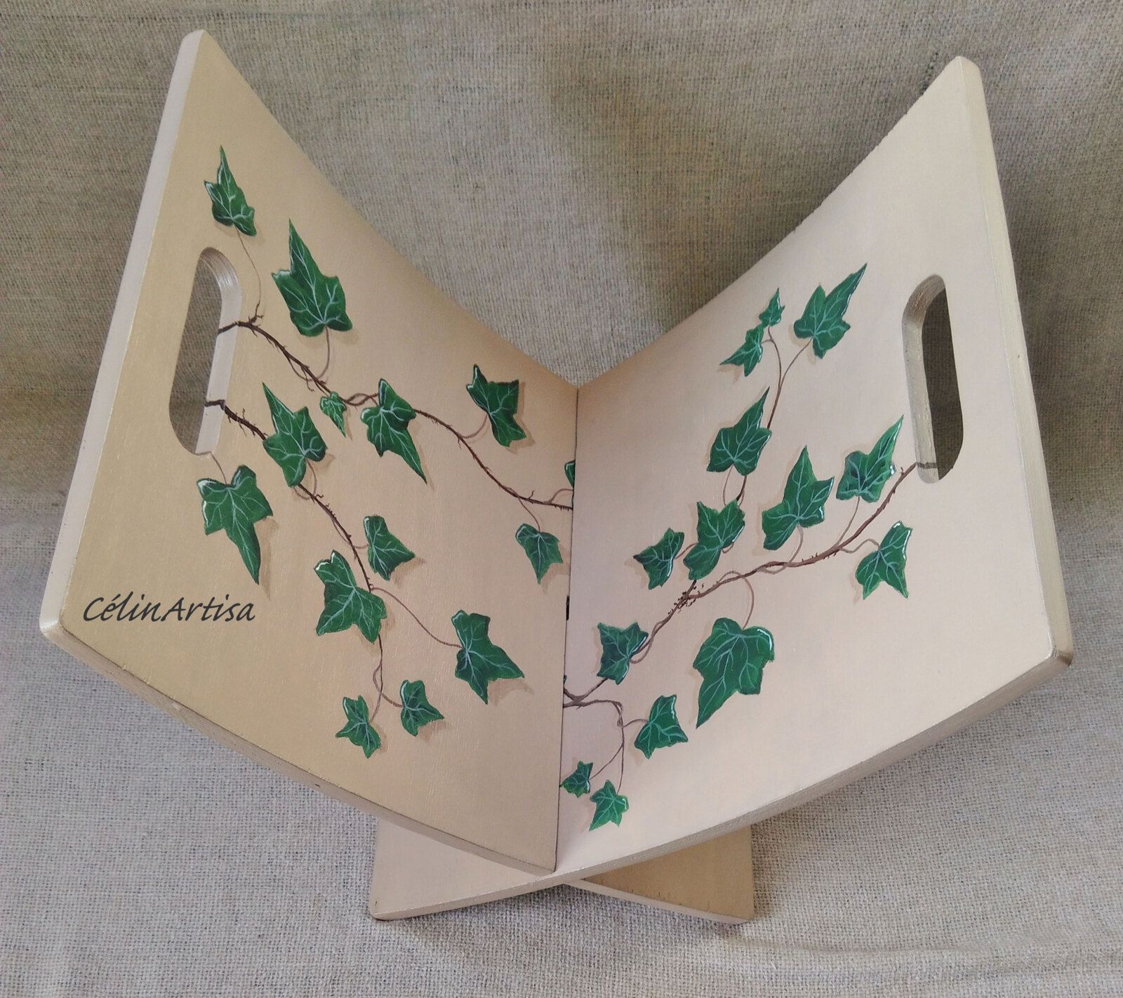 porte-revue customisé motif lierre vert (acrylique sur bois)