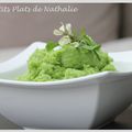 Purée de pommes de terre au pesto de roquette.