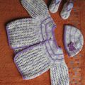 Ensemble 3 pièces au crochet pour bébé ou reborn , en fil coton Taille: 1/3 mois.