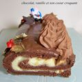 Buche de Noêl : chocolat, vanille et son coeur croquant