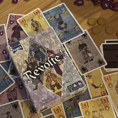 [Avis jeu] Révolte, un jeu de plis a la subtilité rare 