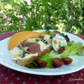 Tartine à la mousse de picodon et jambon cru de la montagne ardéchoise 
