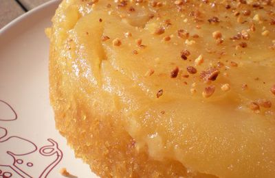 Gâteau tatin aux pommes et aux noisettes, ou le gâteau qui sent bon l'automne...