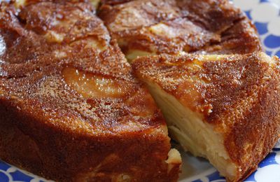 Gâteau fondant et caramélisé aux pommes (sur le modèle de "l'invisible" d'Eryn) 