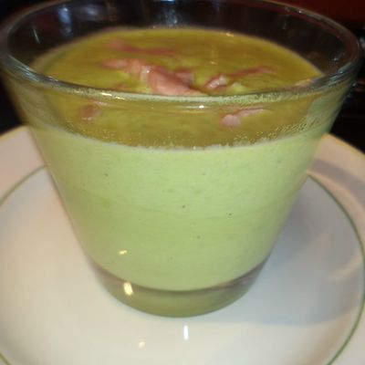Velouté de petits pois aux lardons