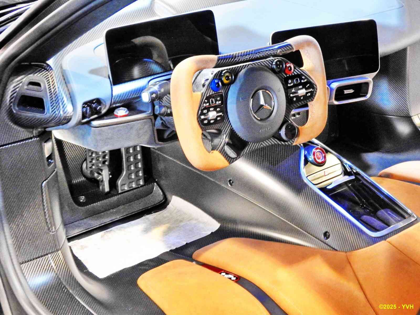 Mercedes-AMG One_01 - 2025 [D] YVH_GF