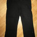 [vendu] Pantalon noir grossesse YESSICA taille haute élastique 44, bon état 8 euros