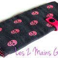 Des têtes de mort roses ... du vichy ... des pois ... une pochette à barrettes girly et tendance !