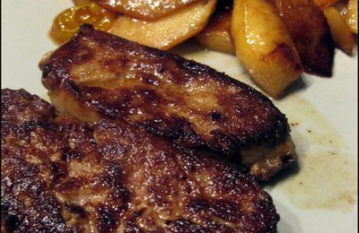 Foie gras poêlé aux pommes - votre plat de réveillon prêt en 15 min