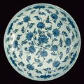 An important and rare blue and white dish porcelain, Jiajing period (1522-1566)