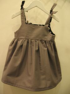 Pour une poupette fana des têtes de mort ... (moi