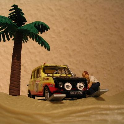 Renault 4 sinpar du Paris Dakar 1980