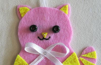 Porte-clé petit chat rose