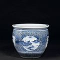 A fine and large blue and white cylindrical fishbowl - 19th century
