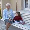 avec mon arrière grand-mère Marguerite (la mamie de maman)