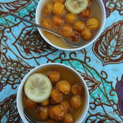 Soupe froide de mirabelles au citron et à la verveine citronnelle