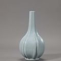 A rare and fine Guan-type penta-lobed bottle vase, Yongzheng six-character seal mark and of the period (1723-1735)