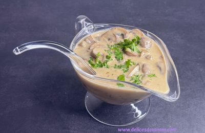 Sauce aux champignons à la crème : la sauce qui va avec (presque) tout