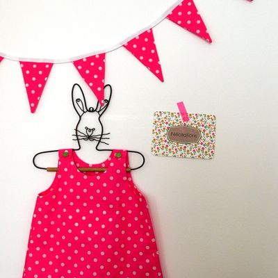 Louise n°4 et le mystérieux mystère de la guirlande de fanions.