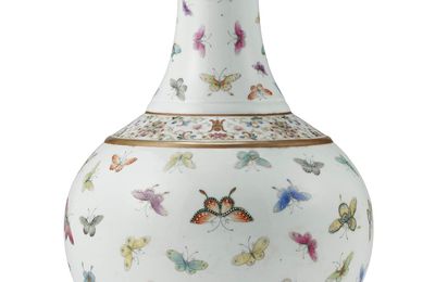 A famille rose ‘butterfly’ vase,Guangxu six-character mark in iron red and of the period (1875-1908)
