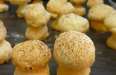 CHAMPIGNONS MERINGUES