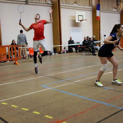 Venez essayer le Badminton à l'USRB ! 