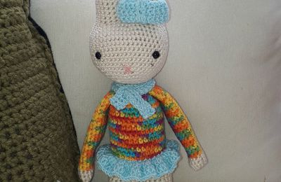 Léonie la lapine, le joli crochet d'après Coton&Gourmandises