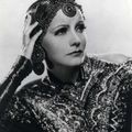 Anonyme - circa 1930. Greta Garbo dans le rôle de "Mata Hari" en 1931
