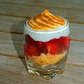 Verrine tarte aux fruits rouges meringuée