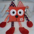 Doudou / Peluche chat rouge - bleu marine et orange