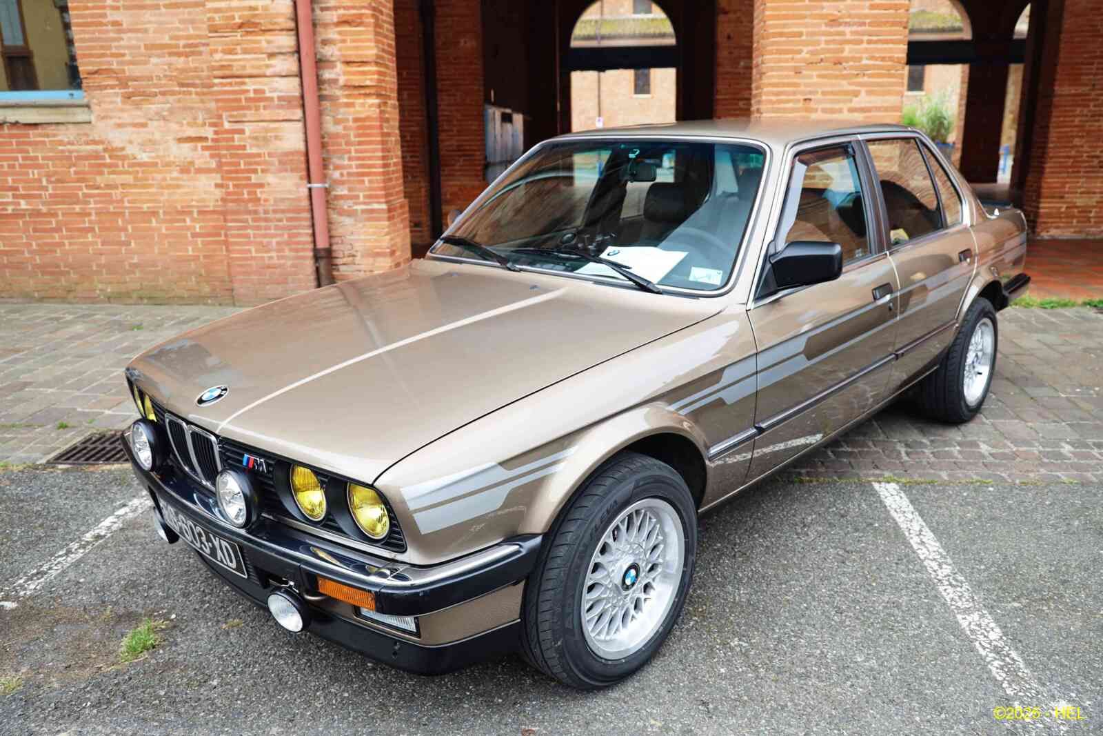 BMW 320i_02 - 1990 [D] HL_GF