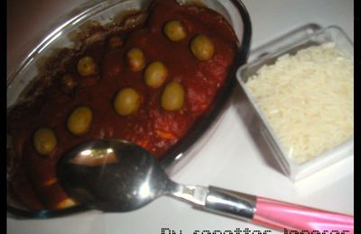 ** QUeNeLLeS oLiiVeS eT SauCe ToMaTe **