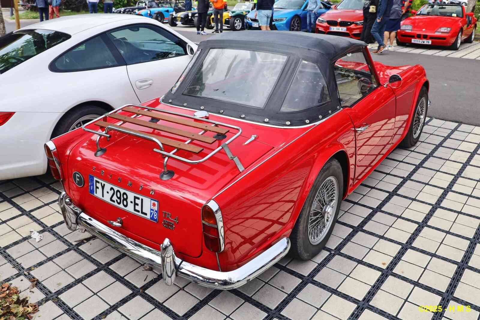 Triumph TR 4_17 - 1961 [UK] HL_GF