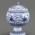 Stem bowl with cover, Xuande mark and period, Ming dynasty (1368 – 1644)