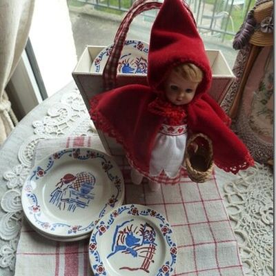 Petit Chaperon Rouge Très à la mode en ce moment,